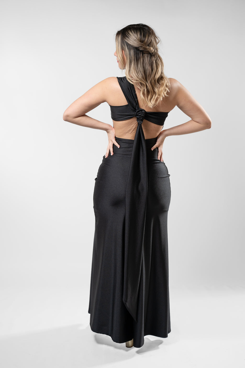 Vestido Esencial Imperial Negro