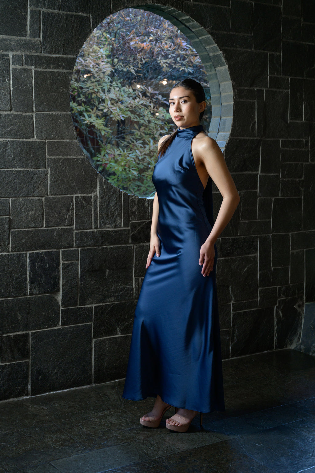 Vestido cuello halter azul