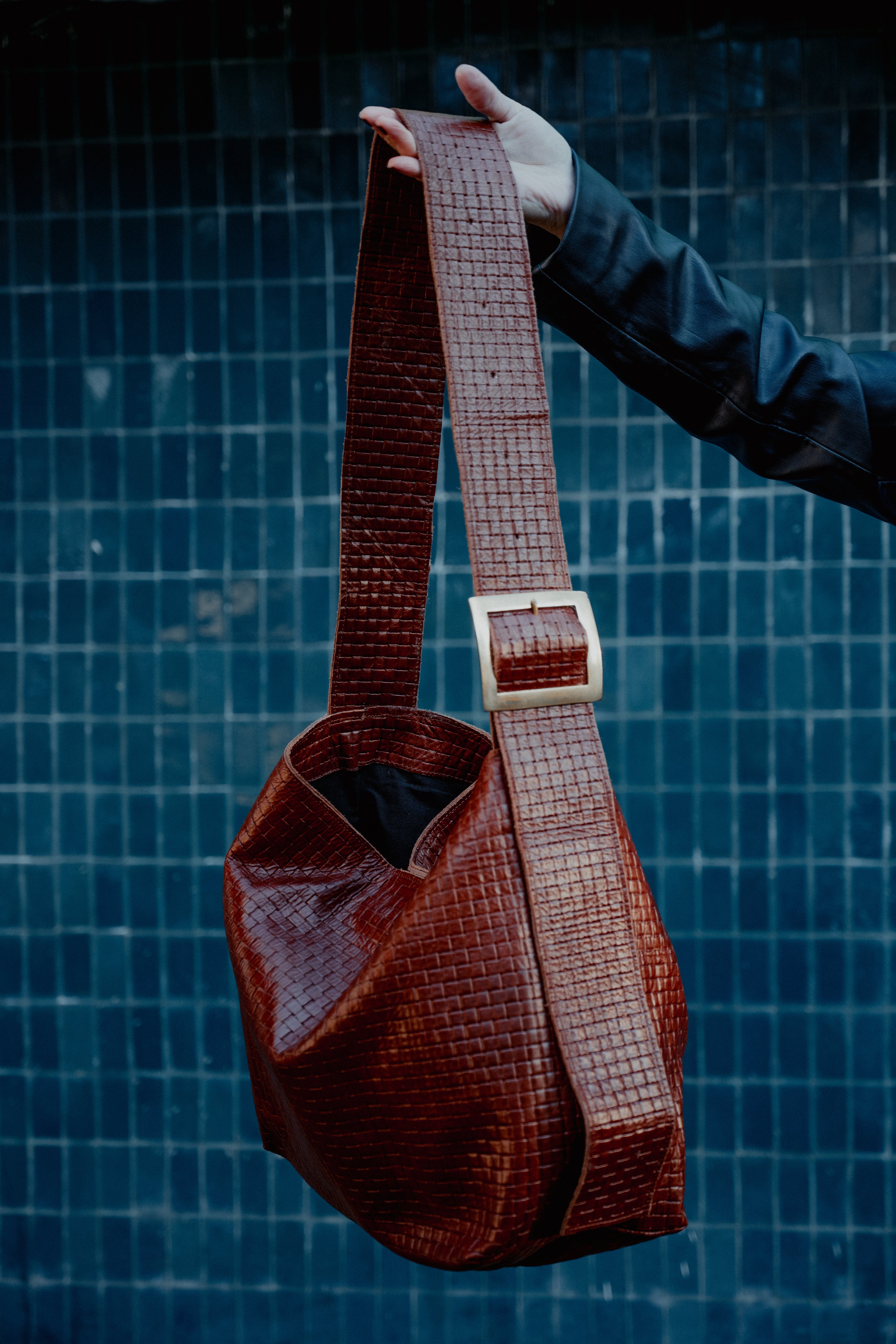 Cartera Kawai Burdeo trenzada