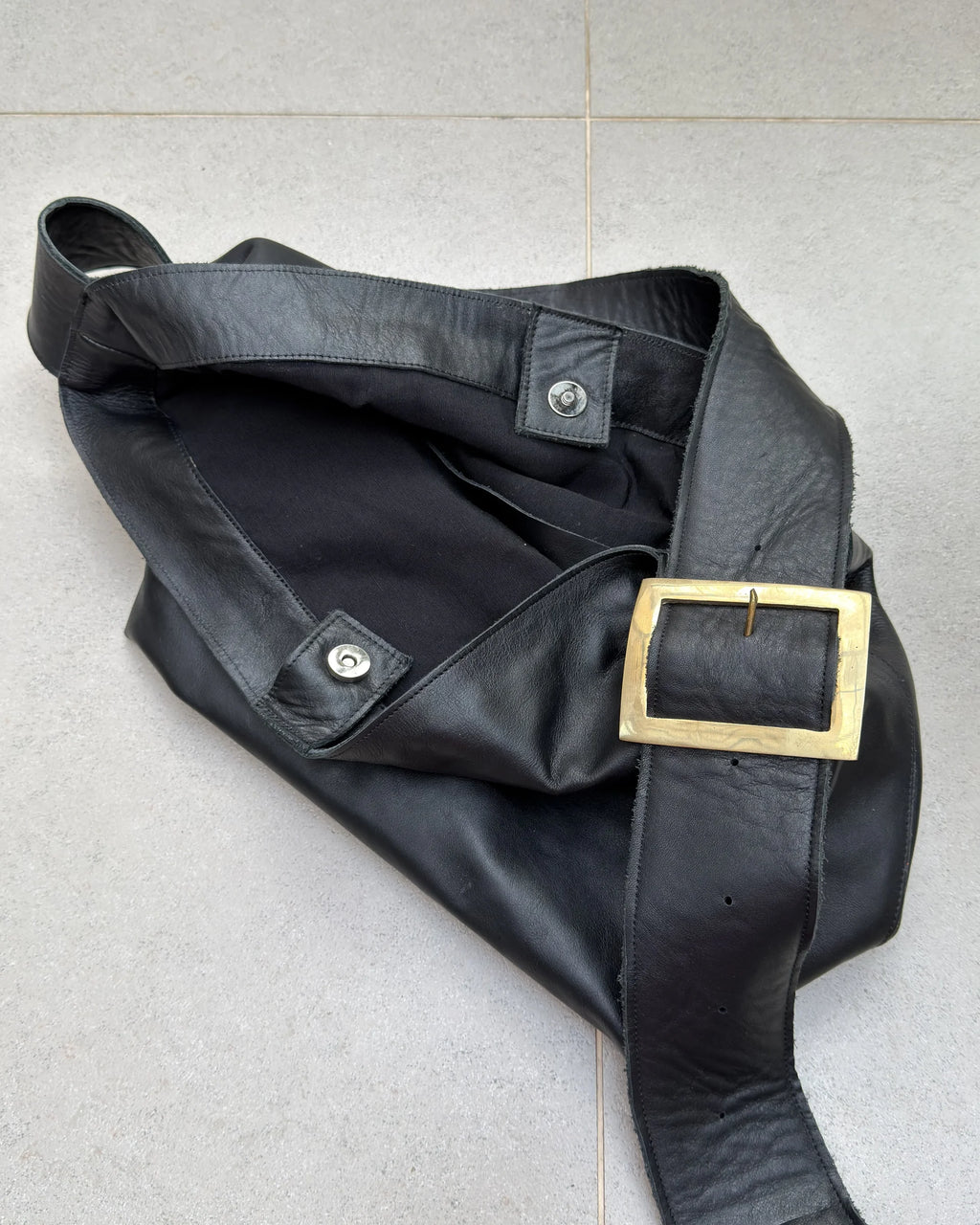 Cartera Kawai negra